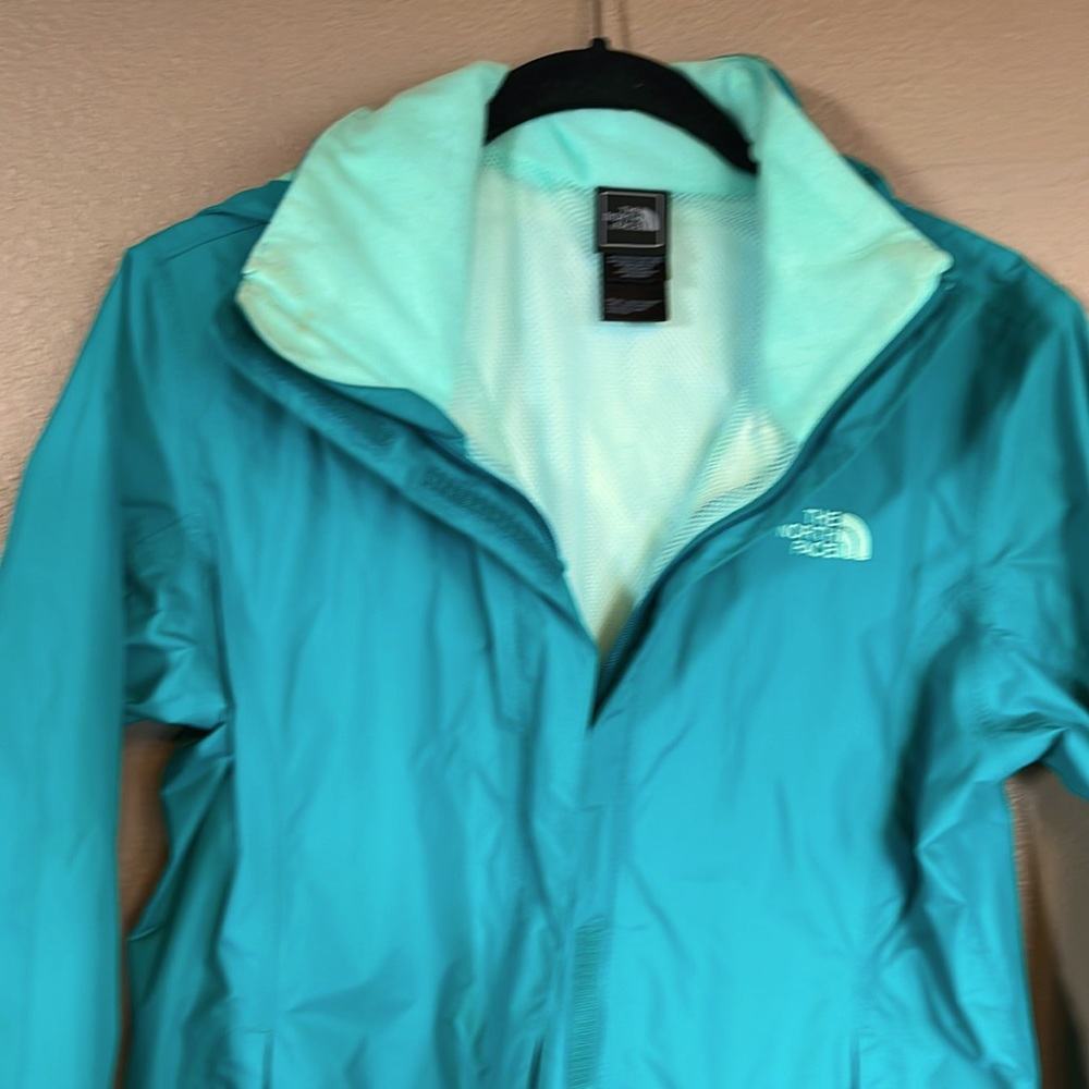 North Face rain jacket Size M - Picture 4 of 8